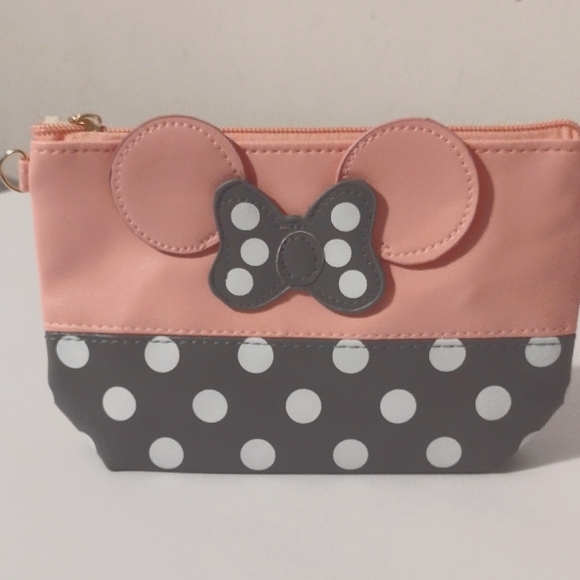 Minnie Mouse Polka Dot Wristlet Travel Toiletry Bag - Picture 2 of 11